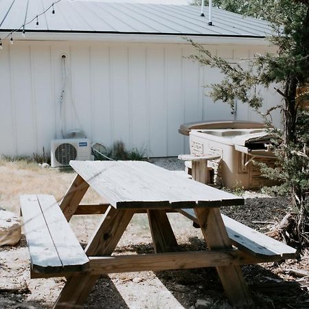 Hummingbird Haus - Hill Country Views On 20 Acres With Firepit Villa Spring Branch Buitenkant foto