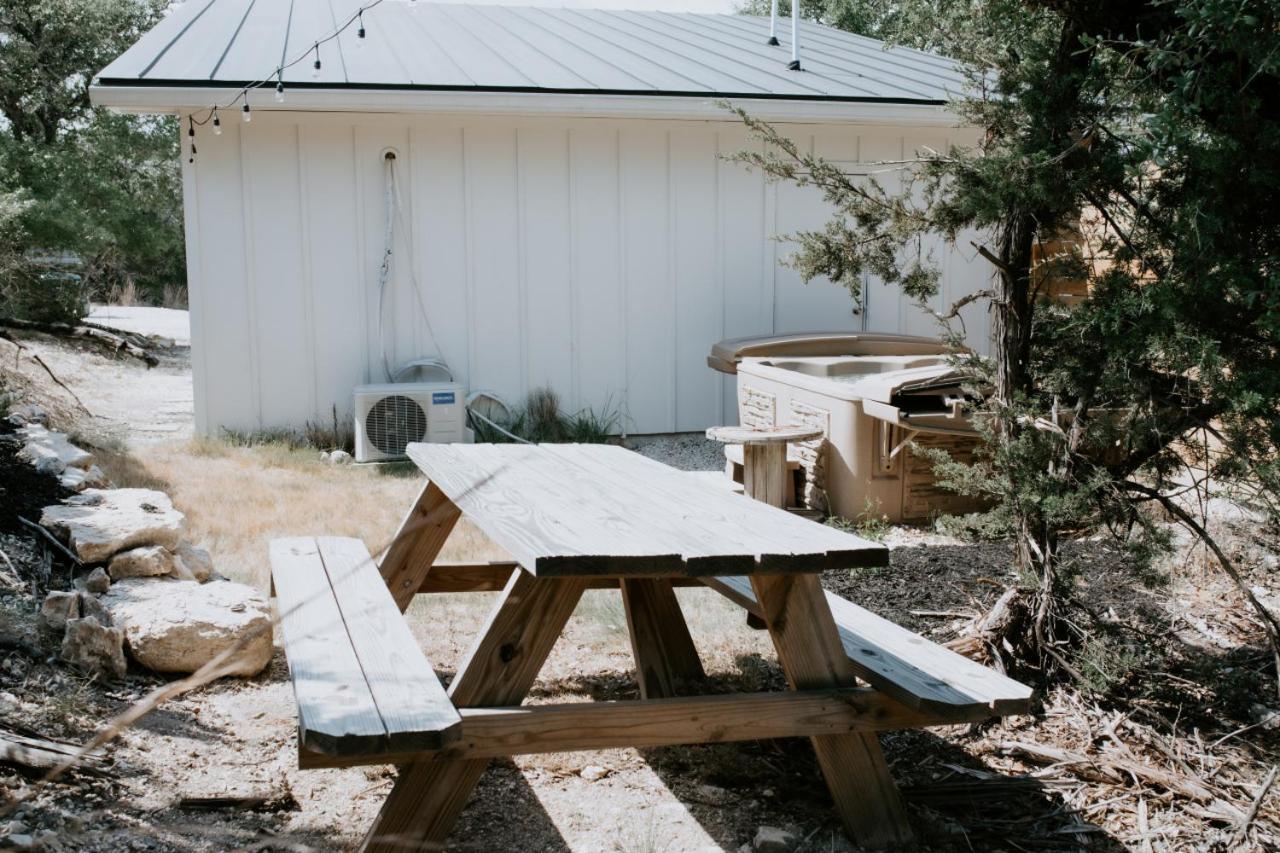 Hummingbird Haus - Hill Country Views On 20 Acres With Firepit Villa Spring Branch Buitenkant foto